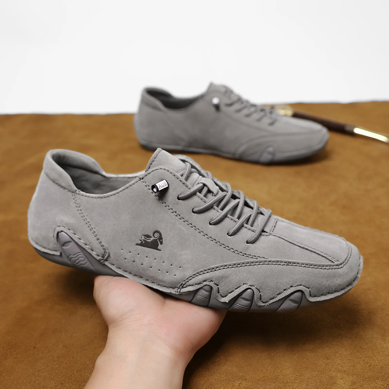 Men Formal Wear Brands - Sepatu pantofel pria, SNEAKER KULIT Slip