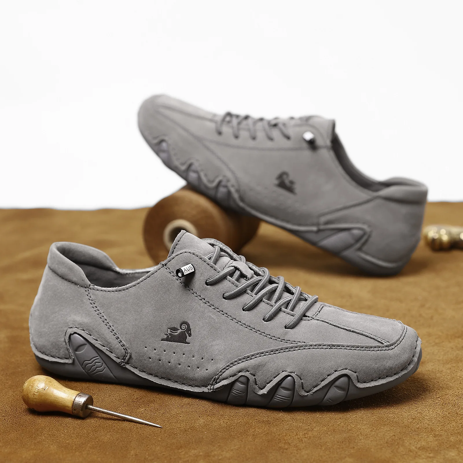 Sepatu pantofel pria, SNEAKER  - Men Formal Wear Brands ulasan dan harga